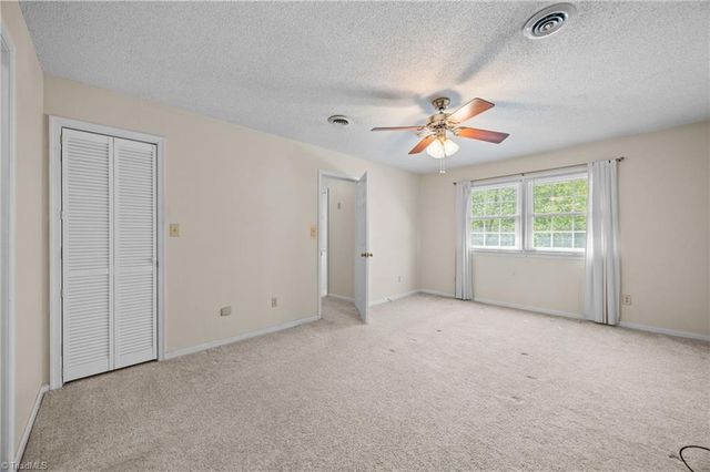 105 Quakerwood Drive, Archdale, NC 27263