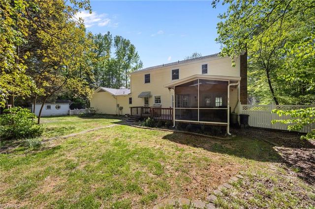105 Quakerwood Drive, Archdale, NC 27263