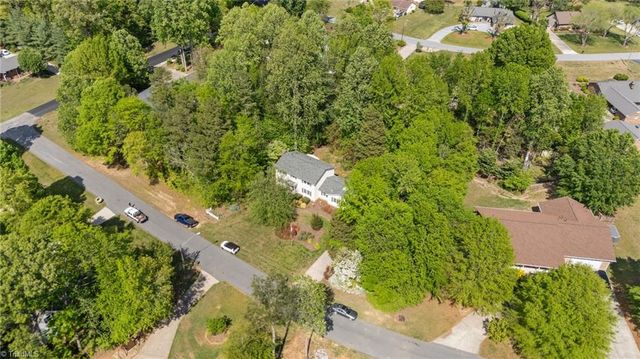 105 Quakerwood Drive, Archdale, NC 27263