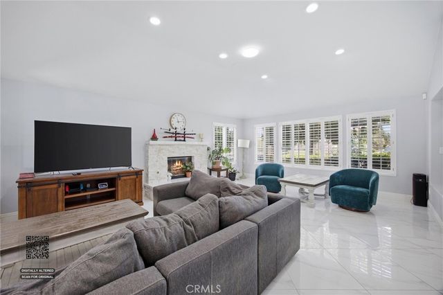 10721 Loughton, Bakersfield, CA 93311