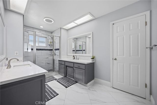 10721 Loughton, Bakersfield, CA 93311
