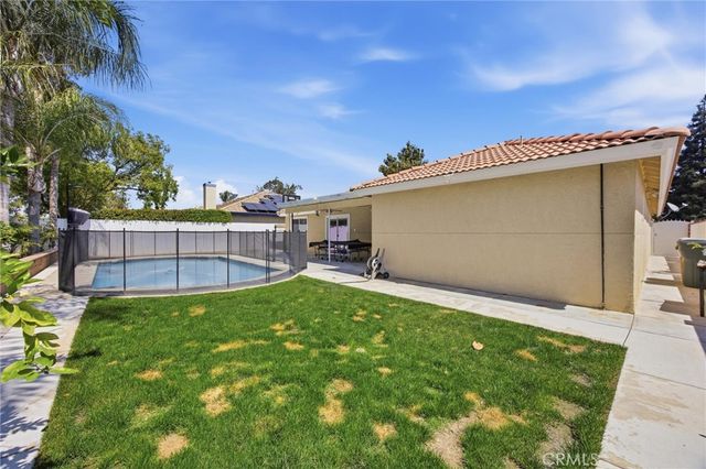 10721 Loughton, Bakersfield, CA 93311