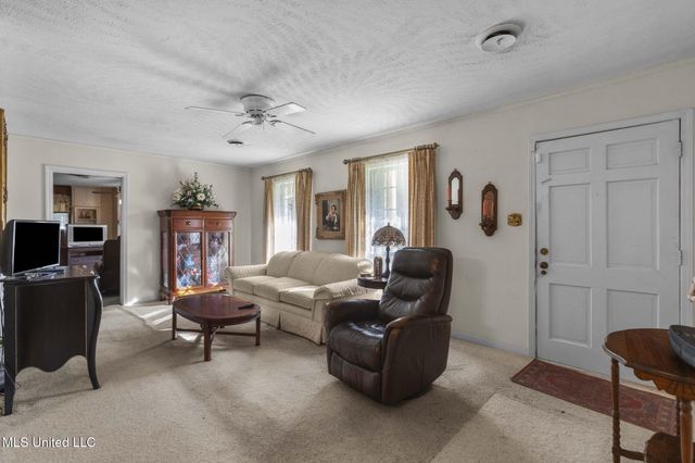 220 Beechcrest Drive, Jackson, MS 39211