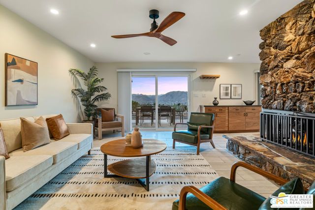 7913 Joshua Lane, Yucca Valley, CA 92284