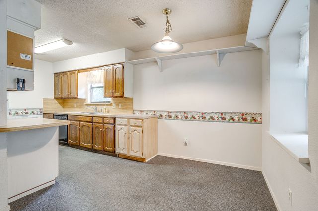 912 Hollow Creek Road, Burleson, TX 76028