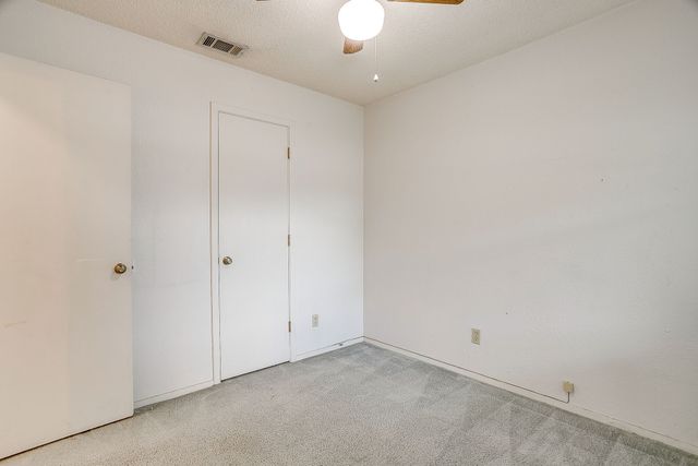 912 Hollow Creek Road, Burleson, TX 76028