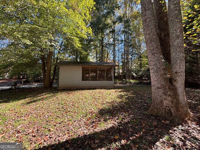 318 Hidden Valley Road, Cleveland, GA 30528