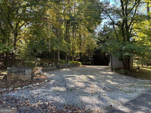 318 Hidden Valley Road, Cleveland, GA 30528