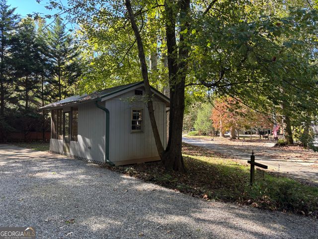 318 Hidden Valley Road, Cleveland, GA 30528