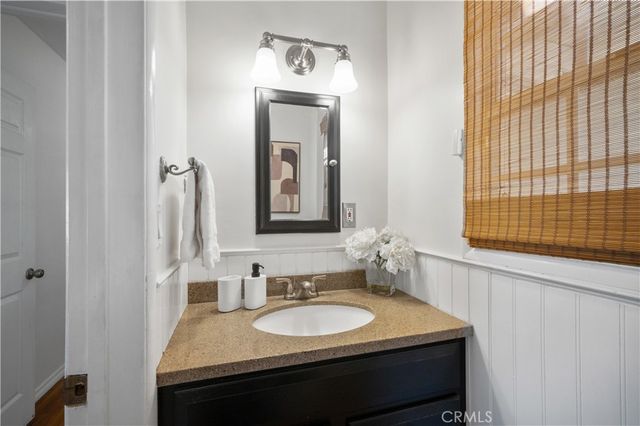 119 W Gladstone, Glendora, CA 91740