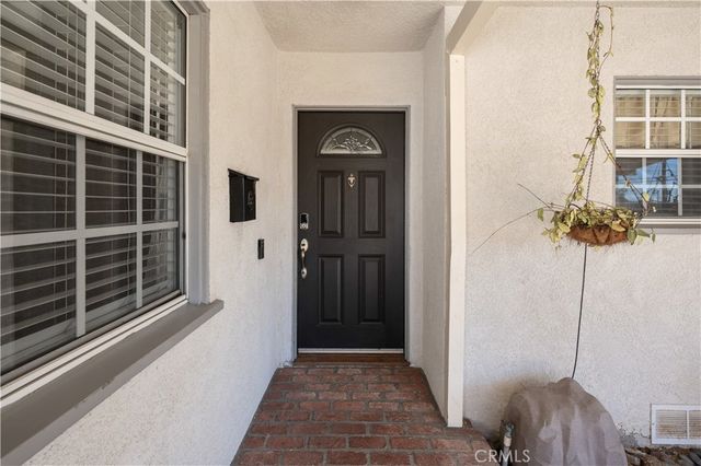 119 W Gladstone, Glendora, CA 91740