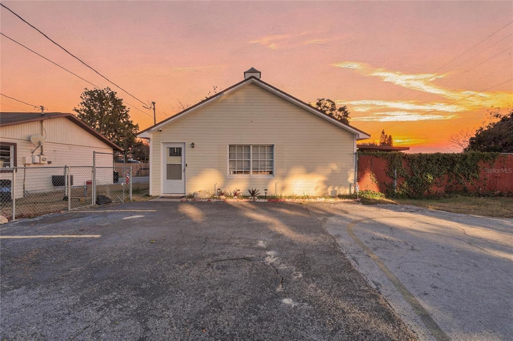 11004 MARTHA AVENUE, Port Richey, FL 34668