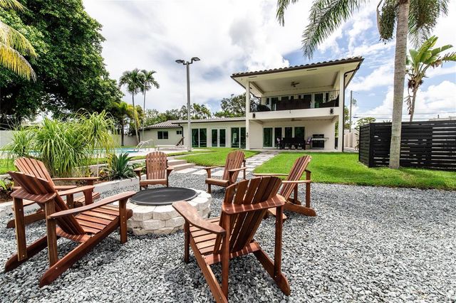2275 SW 44th Street, Fort Lauderdale, FL 33312