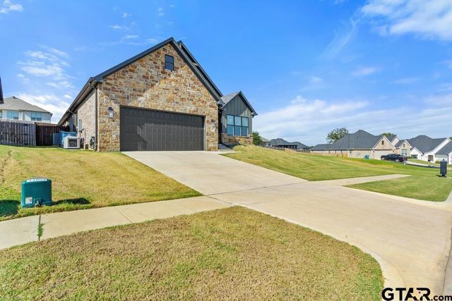 382 Mac Circle, Bullard, TX 75757