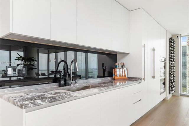 700 NE 26th Ter 2901, Miami, FL 33137