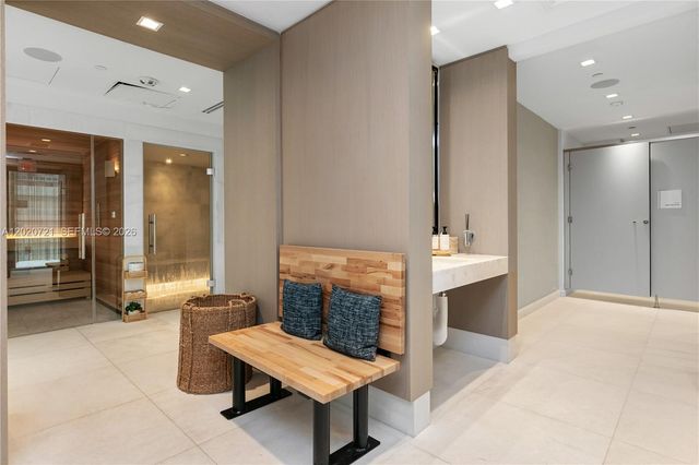 700 NE 26th Ter 2901, Miami, FL 33137