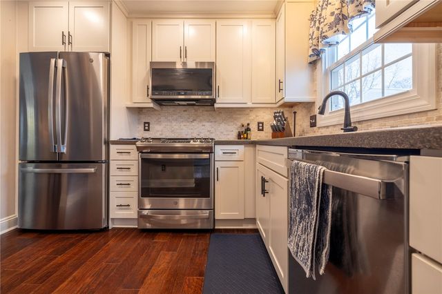 1529 Waterford Road, Walworth, NY 14568