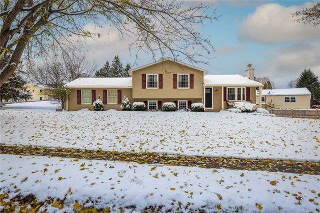 1529 Waterford Road, Walworth, NY 14568