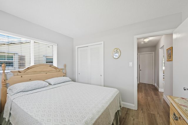 5711 NW 84th Terrace, Tamarac, FL 33321