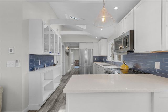 79 King Phillip Road, Wellfleet, MA 02667