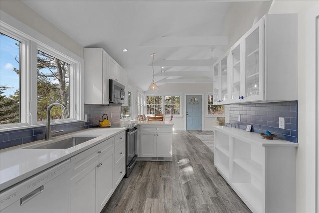 79 King Phillip Road, Wellfleet, MA 02667