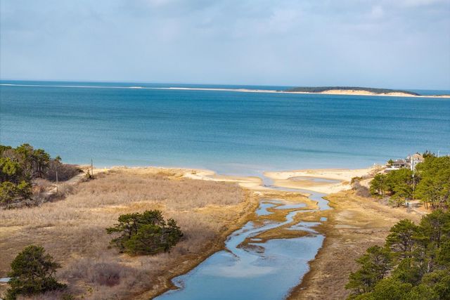 79 King Phillip Road, Wellfleet, MA 02667