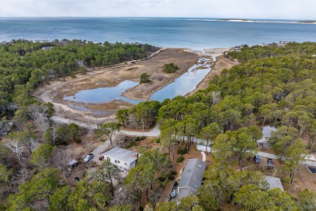 79 King Phillip Road, Wellfleet, MA 02667