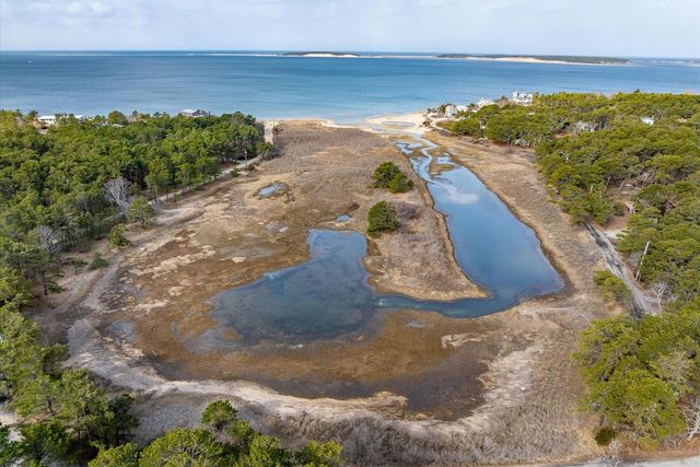 79 King Phillip Road, Wellfleet, MA 02667