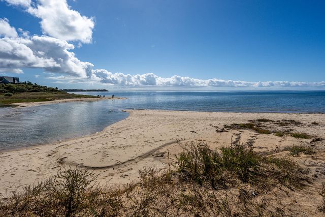 79 King Phillip Road, Wellfleet, MA 02667