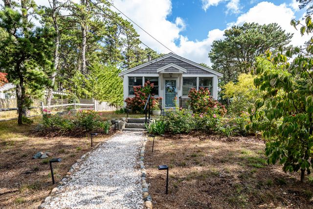 79 King Phillip Road, Wellfleet, MA 02667