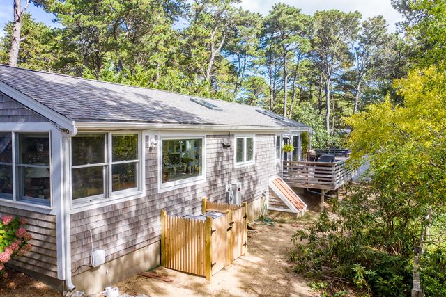 79 King Phillip Road, Wellfleet, MA 02667