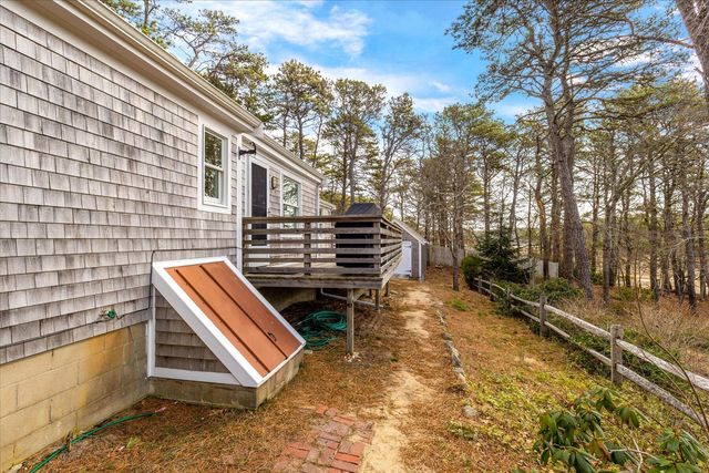 79 King Phillip Road, Wellfleet, MA 02667
