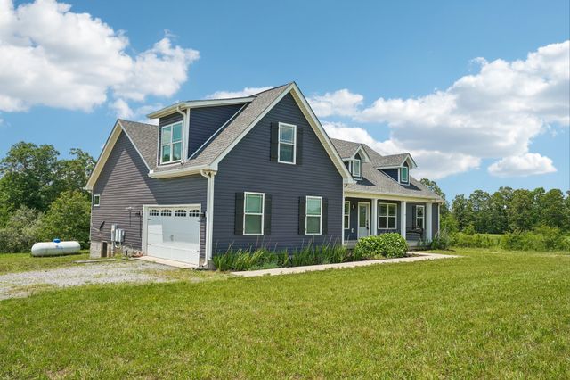 4501 Tennessee City Rd, Mc Ewen, TN 37101