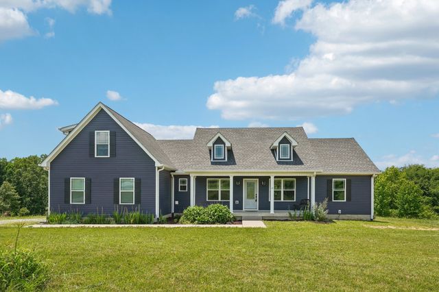 4501 Tennessee City Rd, Mc Ewen, TN 37101