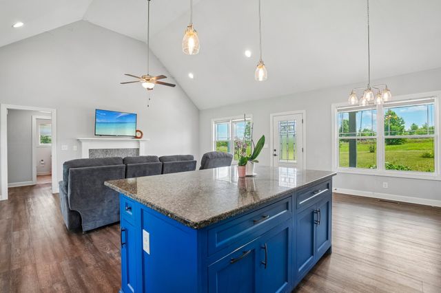 4501 Tennessee City Rd, Mc Ewen, TN 37101