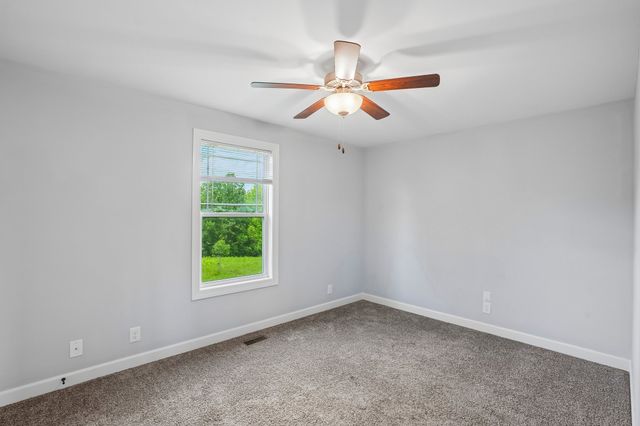 4501 Tennessee City Rd, Mc Ewen, TN 37101