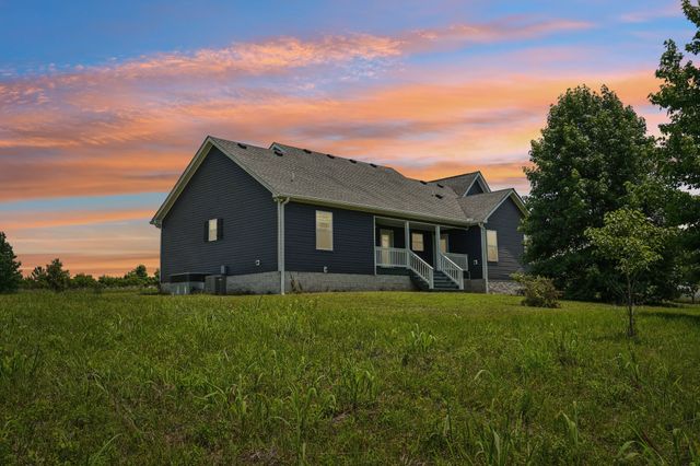 4501 Tennessee City Rd, Mc Ewen, TN 37101
