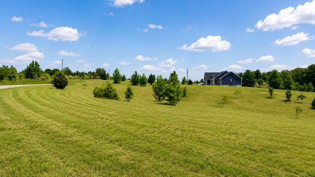 4501 Tennessee City Rd, Mc Ewen, TN 37101