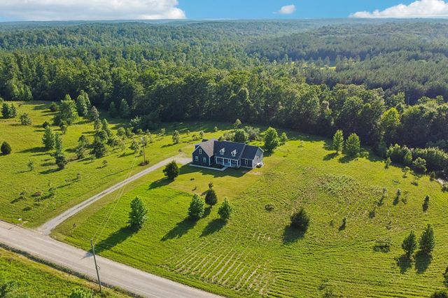 4501 Tennessee City Rd, Mc Ewen, TN 37101