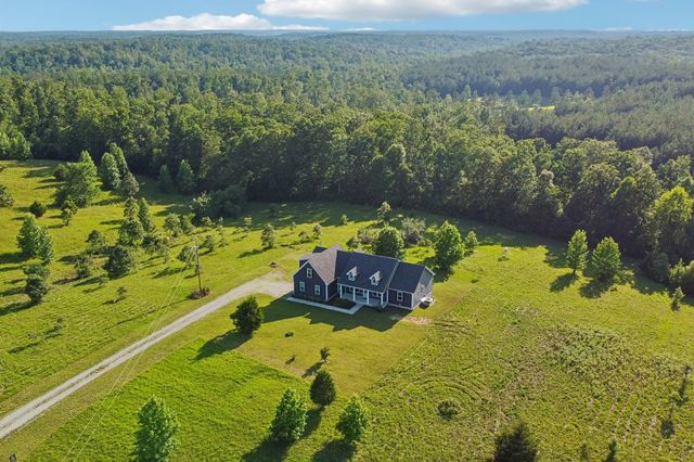4501 Tennessee City Rd, Mc Ewen, TN 37101