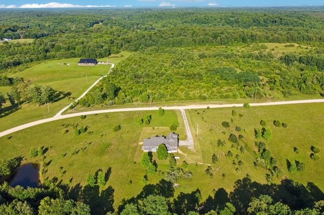 4501 Tennessee City Rd, Mc Ewen, TN 37101