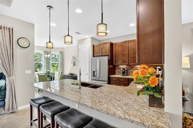 1066 VICTORIA HILLS DRIVE SOUTH, Deland, FL 32724