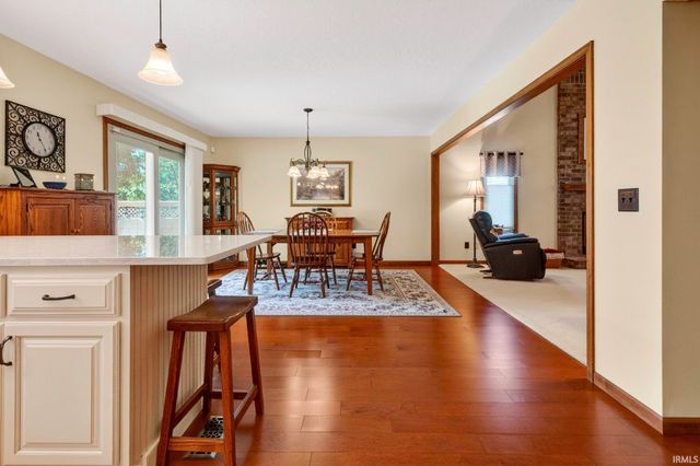 5102 Fox Mill Run, Fort Wayne, IN 46835