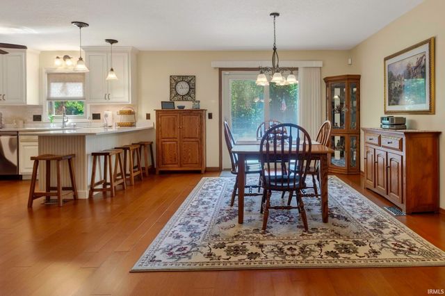 5102 Fox Mill Run, Fort Wayne, IN 46835