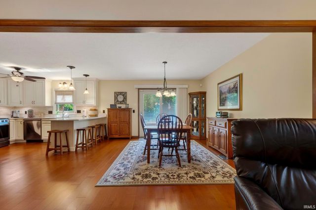 5102 Fox Mill Run, Fort Wayne, IN 46835