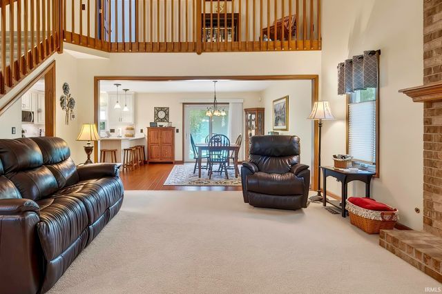 5102 Fox Mill Run, Fort Wayne, IN 46835