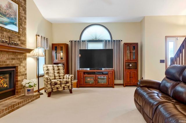 5102 Fox Mill Run, Fort Wayne, IN 46835
