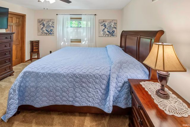 5102 Fox Mill Run, Fort Wayne, IN 46835