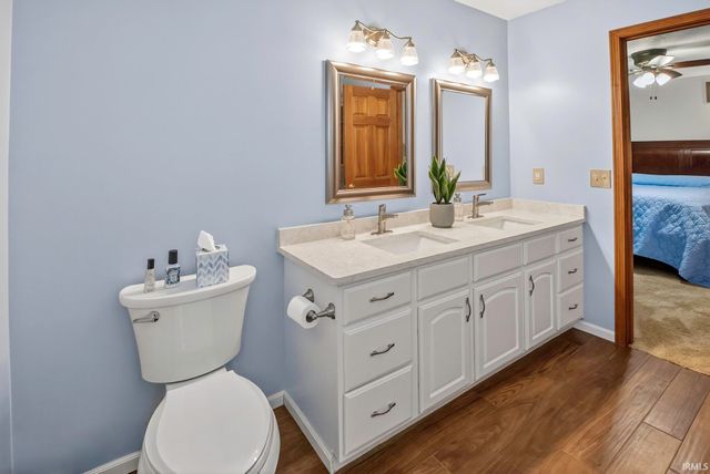 5102 Fox Mill Run, Fort Wayne, IN 46835