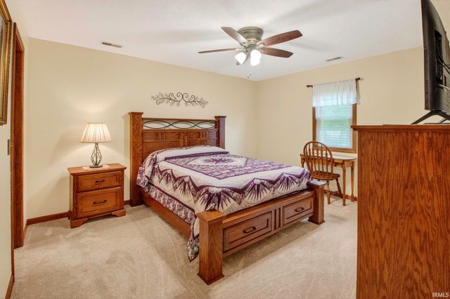 5102 Fox Mill Run, Fort Wayne, IN 46835